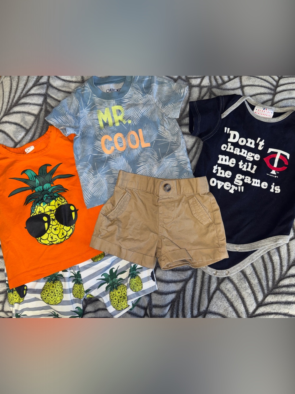 Baby Summer Bundle Size 3 Months - Cool Pineapple 🍍 + MN Twins MLB Bodysuit ⚾️